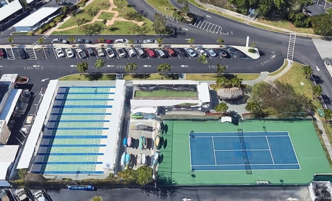 Building Photo - 3128 59th St S