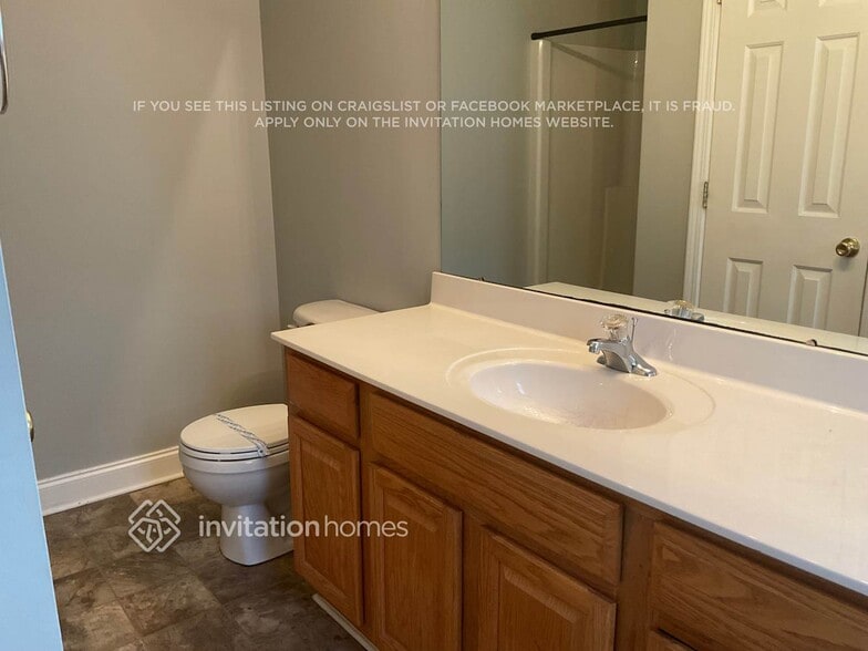 Building Photo - 407 Mooseberry Ln