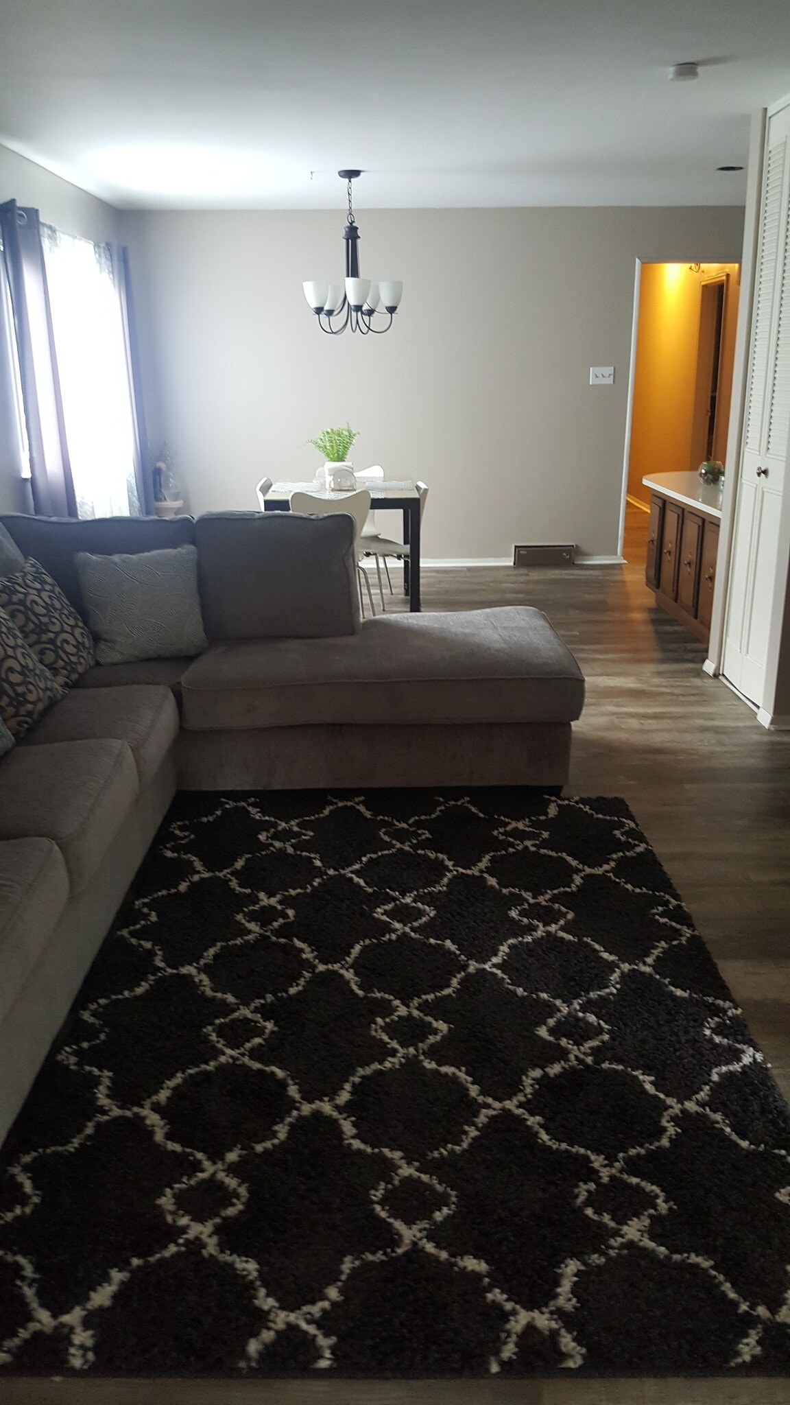 Building Photo - 613 N 25th St