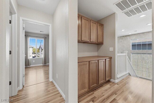 Building Photo - 10647 Bandera Mountain Ln