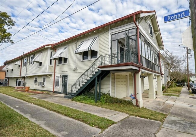 Building Photo - 4939 S Miro St