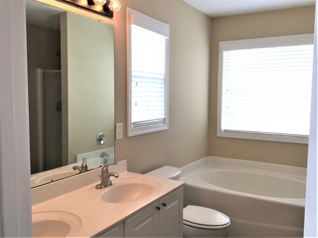 Building Photo - 2018 Magna Ln