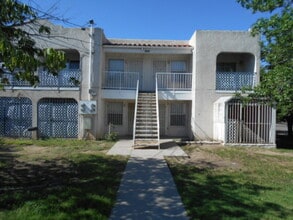 Building Photo - 1223 Coal Ave SW