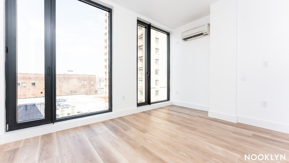 Building Photo - 303 Wythe Ave