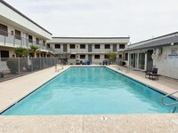 Building Photo - 18202 N Cave Creek Rd