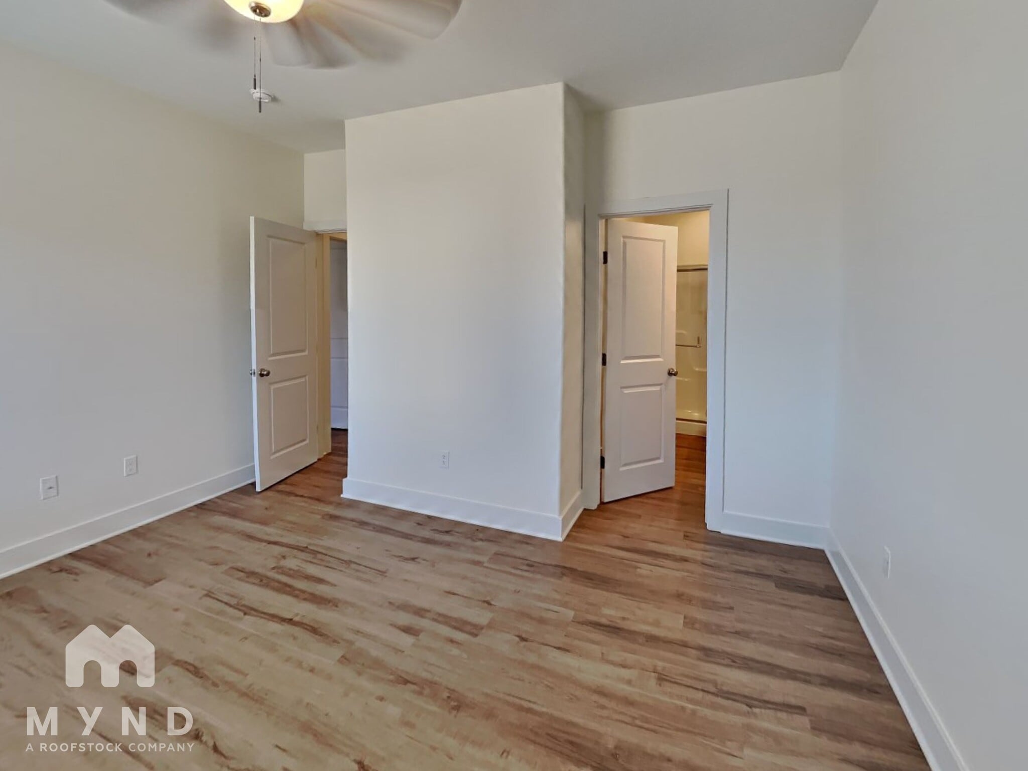 Building Photo - 5812 E Bristol Cir