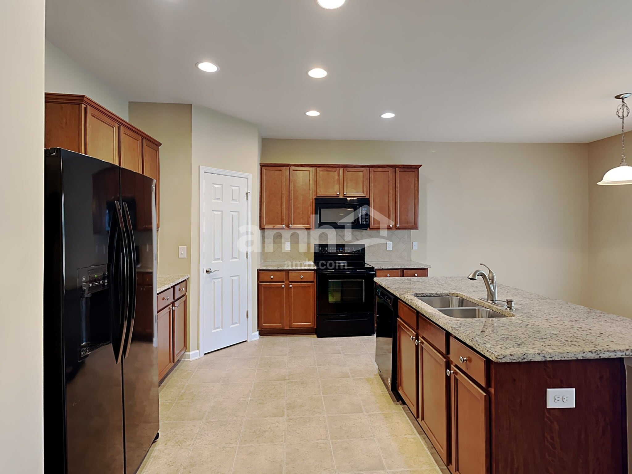Building Photo - 3617 Althorp Dr
