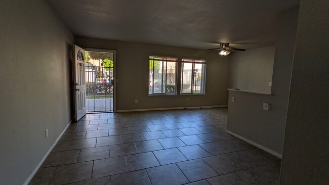 Living room - 1641 Pentecost Way