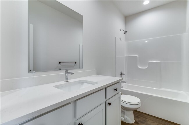 Building Photo - Beautiful Four Bedroom, Two Bathroom