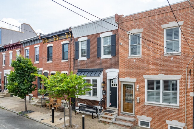 Building Photo - 2223 Taggert St