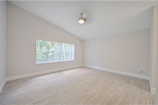 Building Photo - 172 Jones Creek Dr