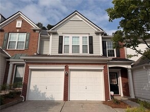 Building Photo - 2380 Fairlie Dr