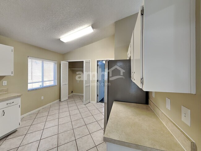 Building Photo - 1821 Rudder Dr