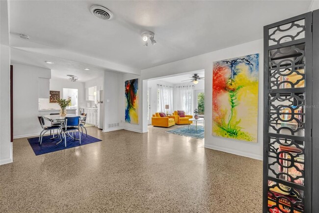 Building Photo - Fabulous & Furnished in Winter Park!