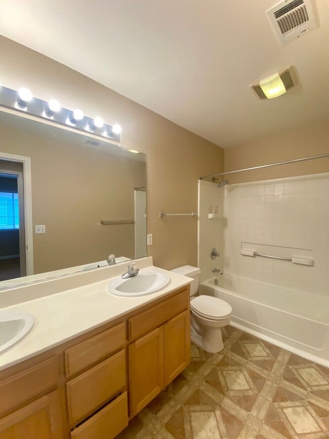 Building Photo - Spacious 3 Bedroom Home with Loft, Private Backyard, and Prime Commuter Location Near BART