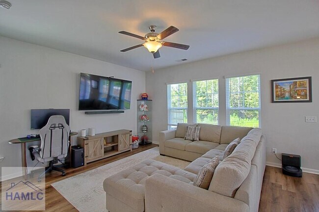 Building Photo - 232 Flagler Dr