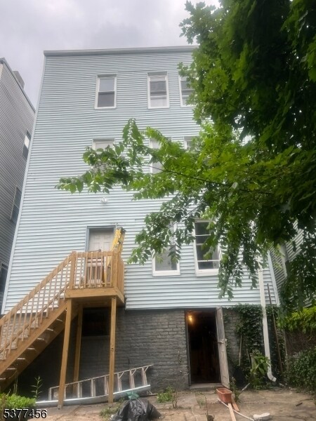 Building Photo - 146 Johnson Ave
