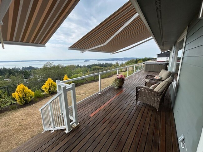 Building Photo - Furnished, Short-Term Camano Island Home w...