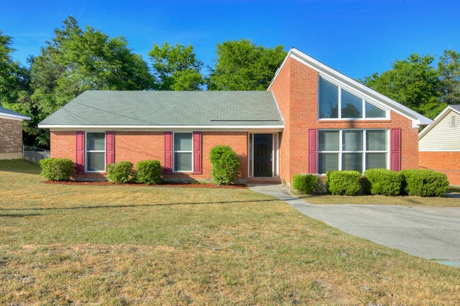 Building Photo - 3459 Linderwood Dr