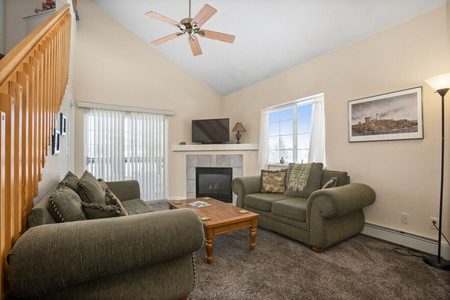 Building Photo - 1204 Mountain Village Cir