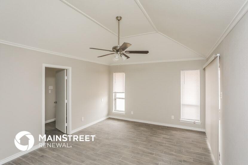 Building Photo - 2804 Quail Ridge Dr