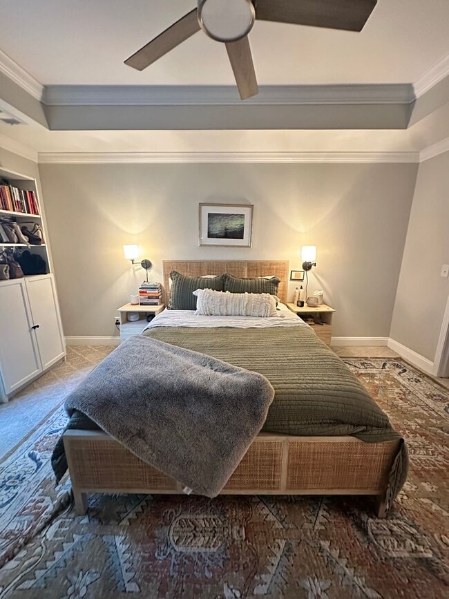 Building Photo - Classic Savannah Cottage with Modernized Interior, Fully Fenced Backyard