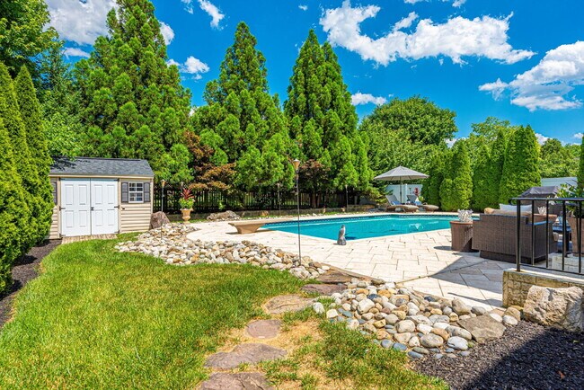 Building Photo - Beautiful 4-Bedroom Colonial in Walkersville