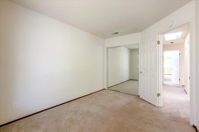 Building Photo - Seven Springs Home