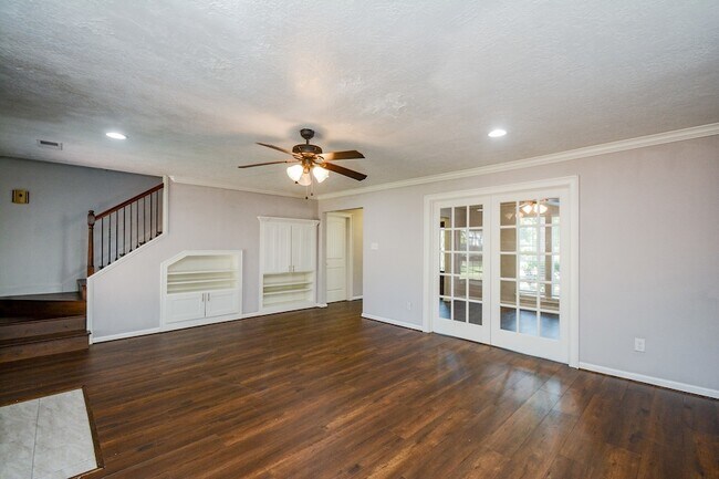 Building Photo - 11610 Cypresswood Dr