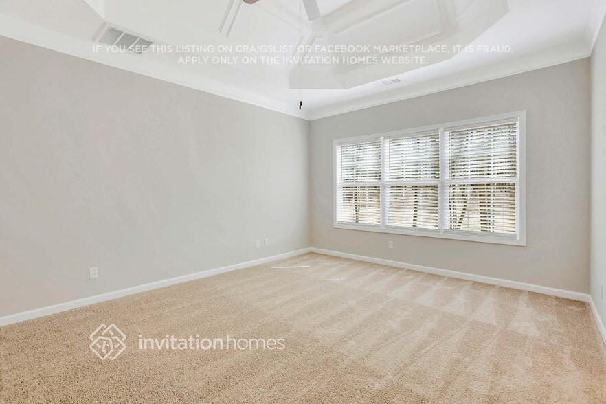Building Photo - 495 Langley Creek Dr