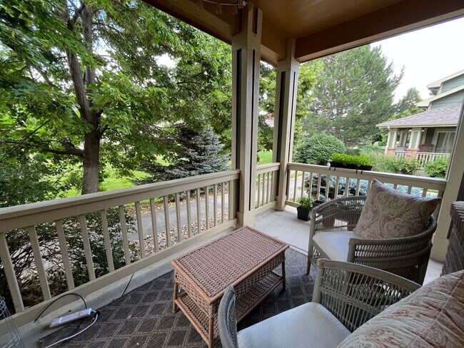 Building Photo - Fantastic Townhome in Loveland
