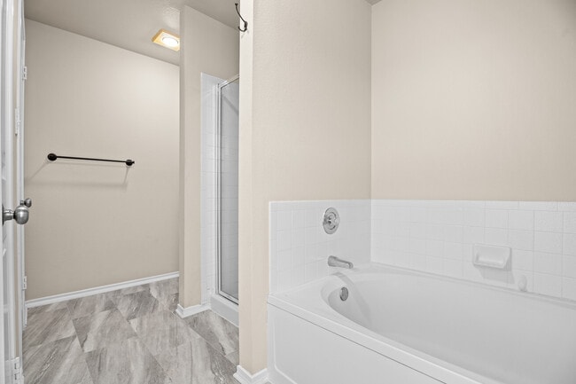 Building Photo - 511 Shannon Rose