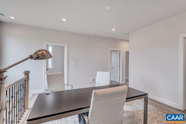 Building Photo - 108 Ridgeline Dr