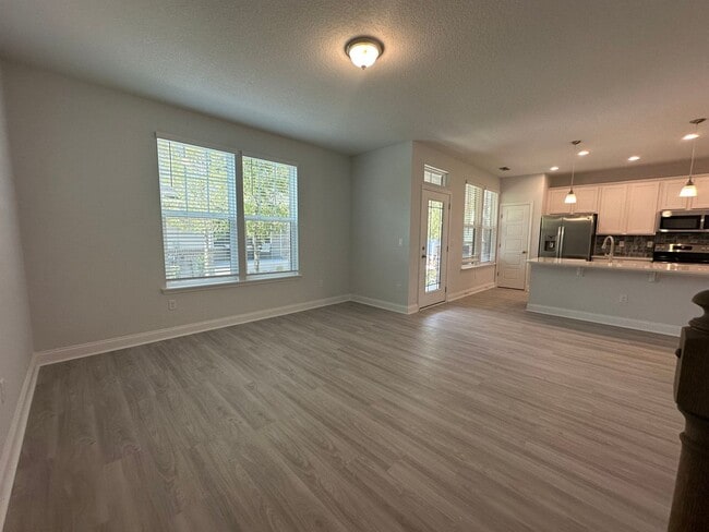 Building Photo - BRAND NEW HOME!