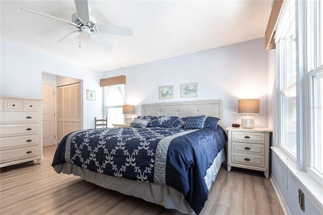 Building Photo - 6026 E Peppertree Way