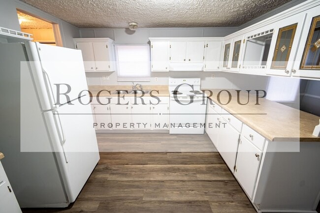 Building Photo - 158 Tutelo Rd