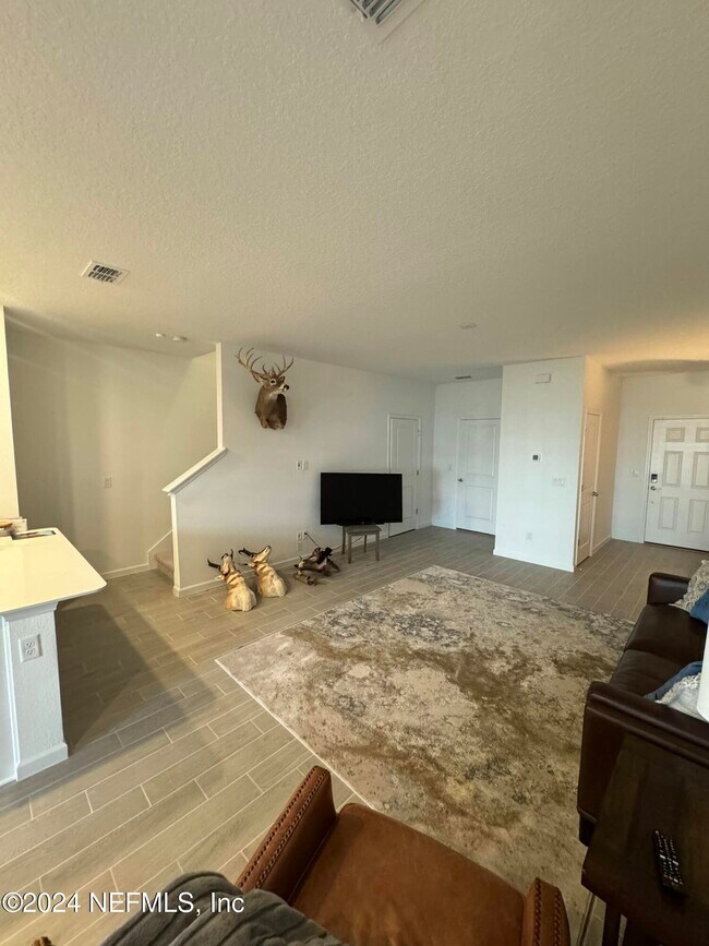 Building Photo - 347 Belfort Ct