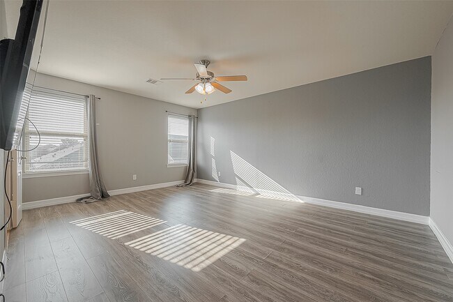 Building Photo - 223 Sintra Lk Wy