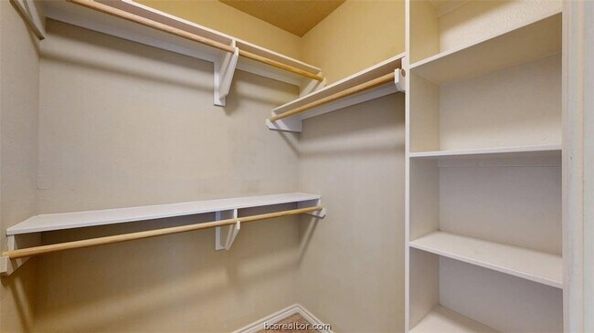 Building Photo - 3406 Cullen Trail