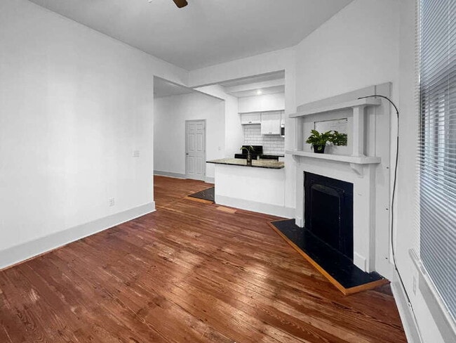 Building Photo - 310 W 42nd St