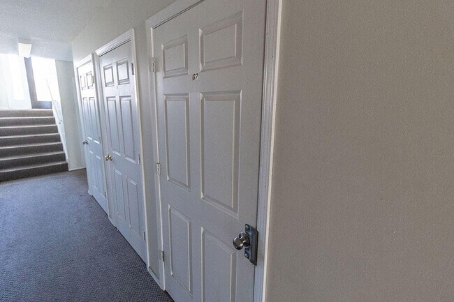 Building Photo - 280 Apple Tree Ct