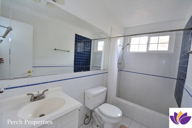 Building Photo - 22149 Wyandotte St