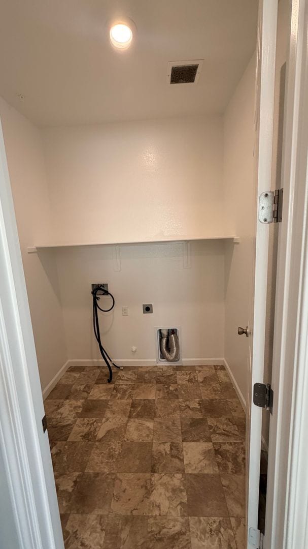 Building Photo - 5 Bed/ 2 Bath AVAILABLE NOW!