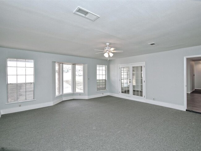 Building Photo - 6501 Highpoint Cove