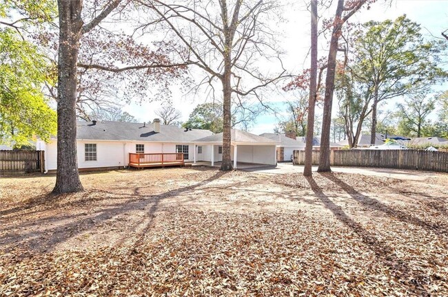 Building Photo - 1240 Lynchburg Ct