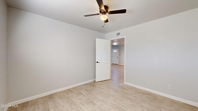 Building Photo - 508 Camino De La Rosa Rd