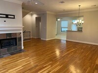 Building Photo - 2425 Dorrington St