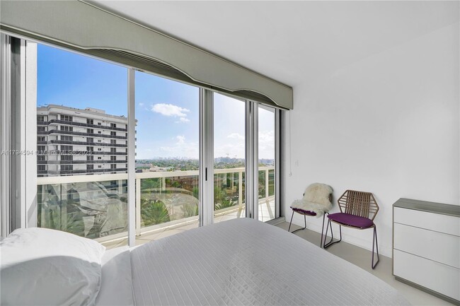 Building Photo - 9601 Collins Ave