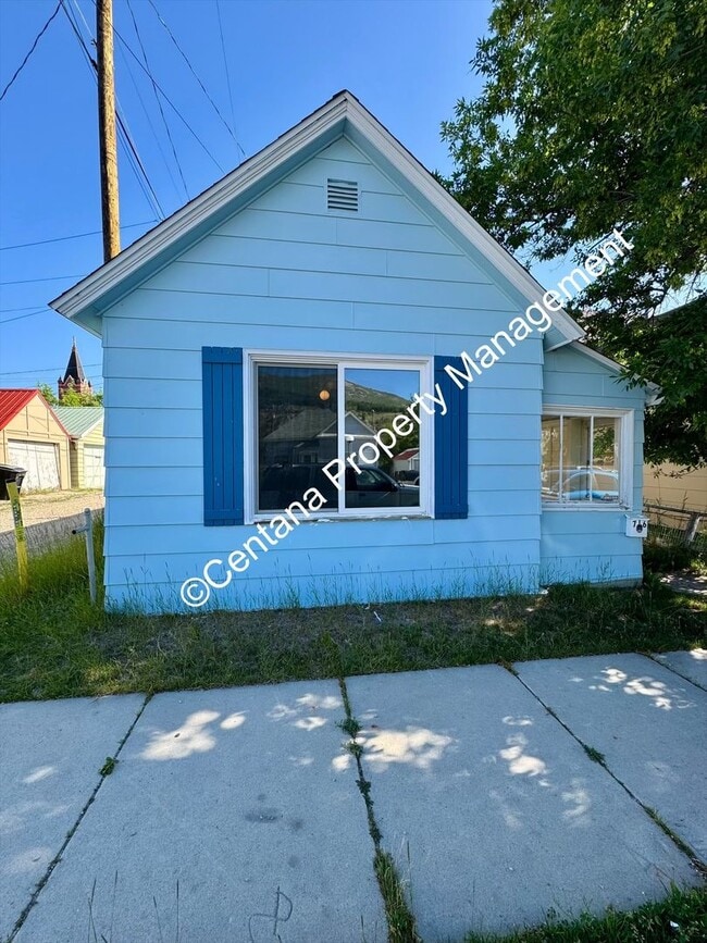Building Photo - 1 Bed 1 Bath located in the heart of Anaconda