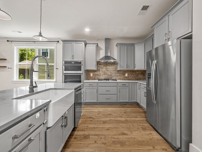 Building Photo - Beautiful 4 bedroom 3.5 Bath home Duncan, SC